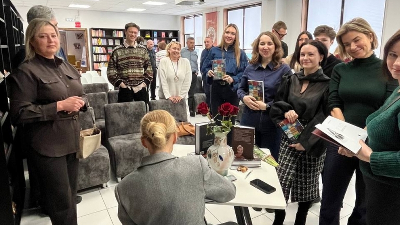 Известный фитнес-эксперт и автор Алла Неверова ...