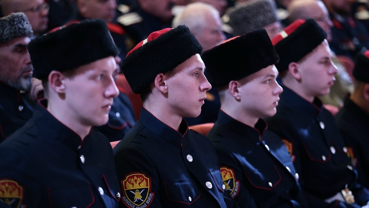 В Ульяновске состоялся Большой круг Волжского в...