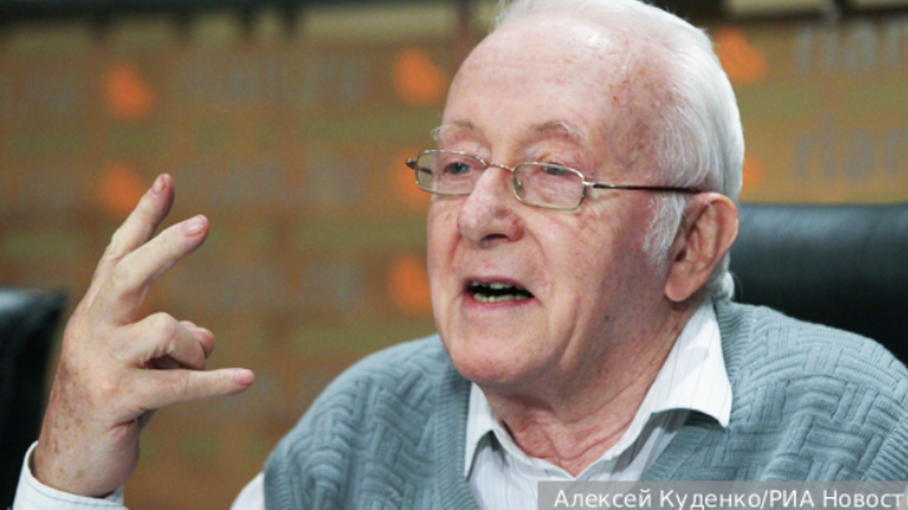 Российский историк и публицист Рой Медведев ско...