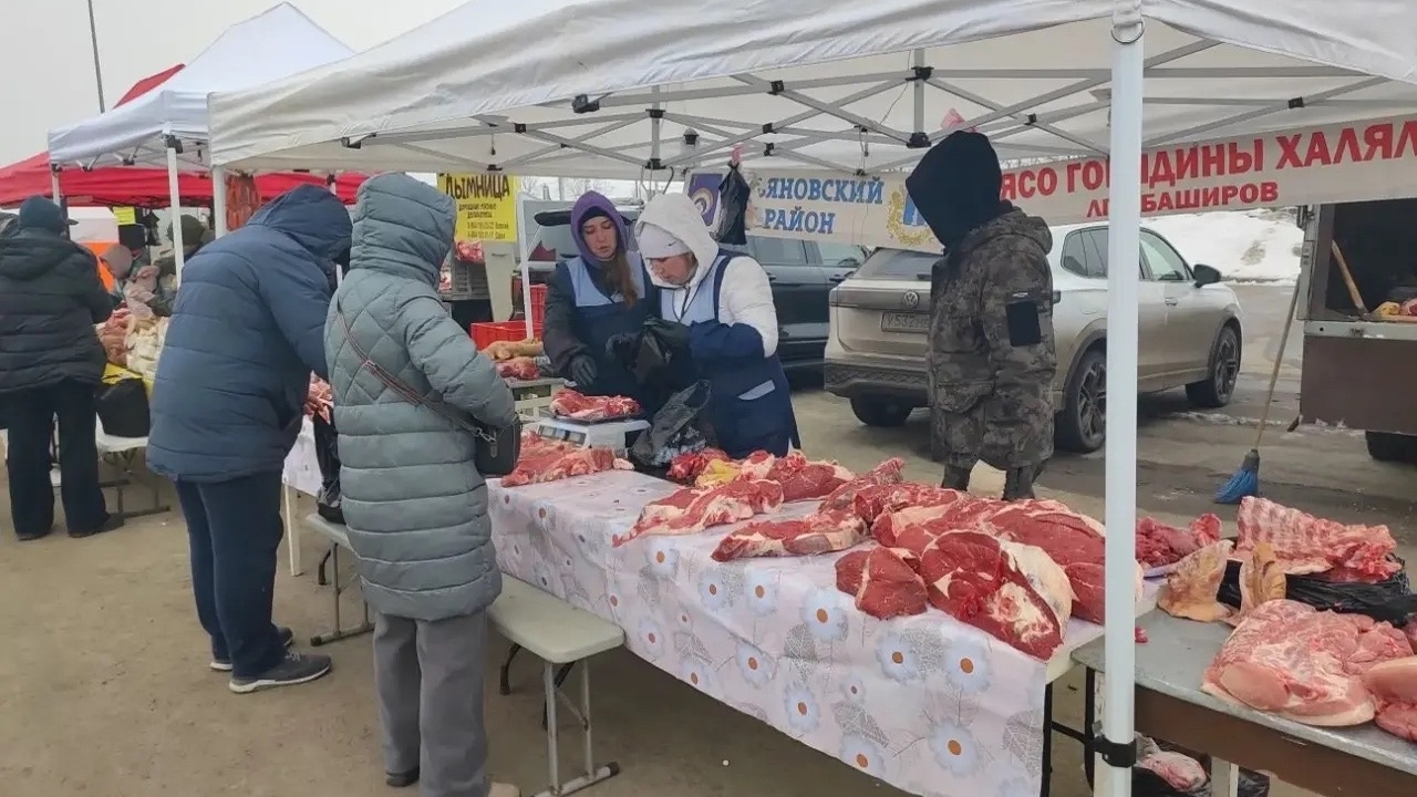 В Засвияжском районе Ульяновска на площади пере...