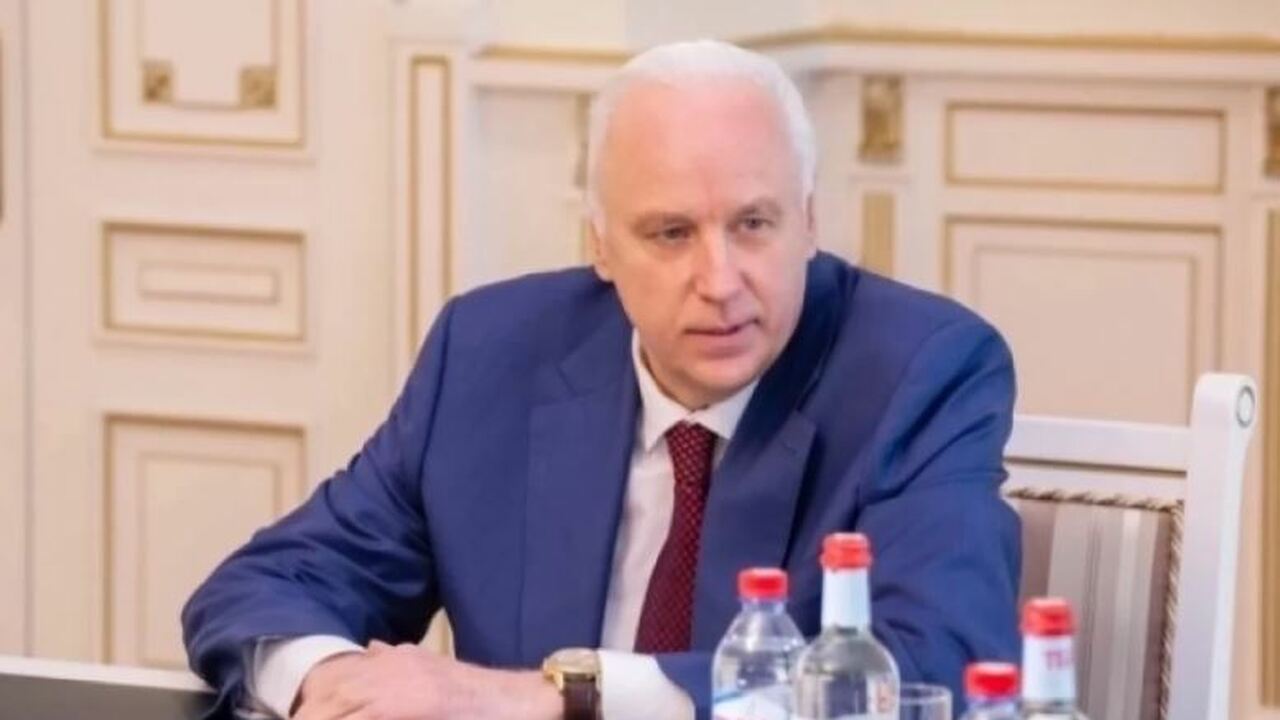 Бастрыкин потребовал объяснений по делу о школьном насилии в Ульяновске Глава Следственного комитета РФ Александр Бастр...