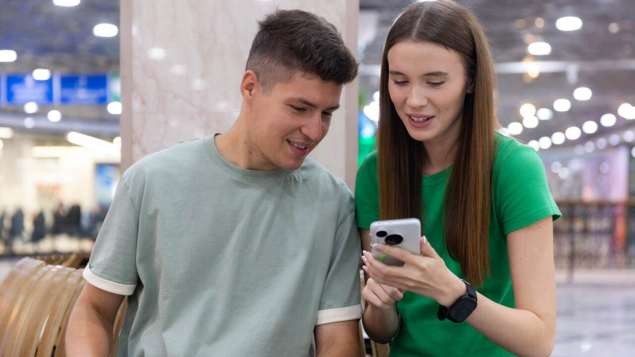 Смартфоны с ИИ догоняют фоторедакторы по росту популярности Смартфоны с искусственным интеллектом, которые ...