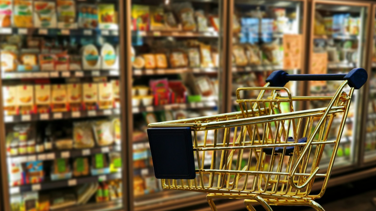 С 15 октября продукты уберут с полок магазина: подготовьтесь заранее и купите этот товар С наступлением октября ритейлеры по всей стране...