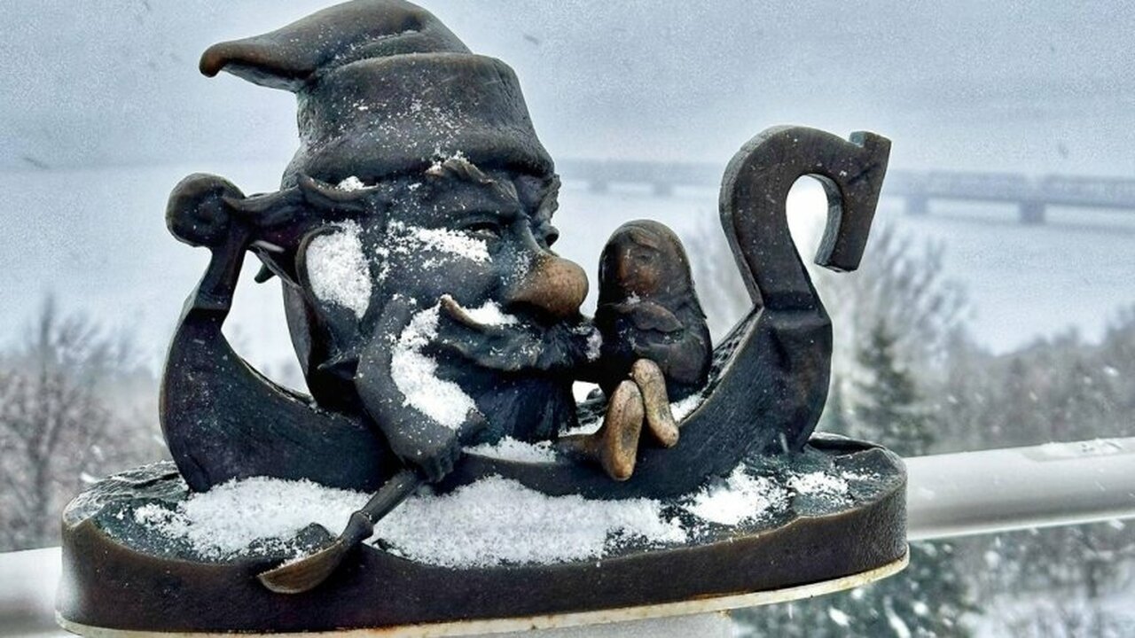 Прогулка по Ульяновску с поиском литературных с...