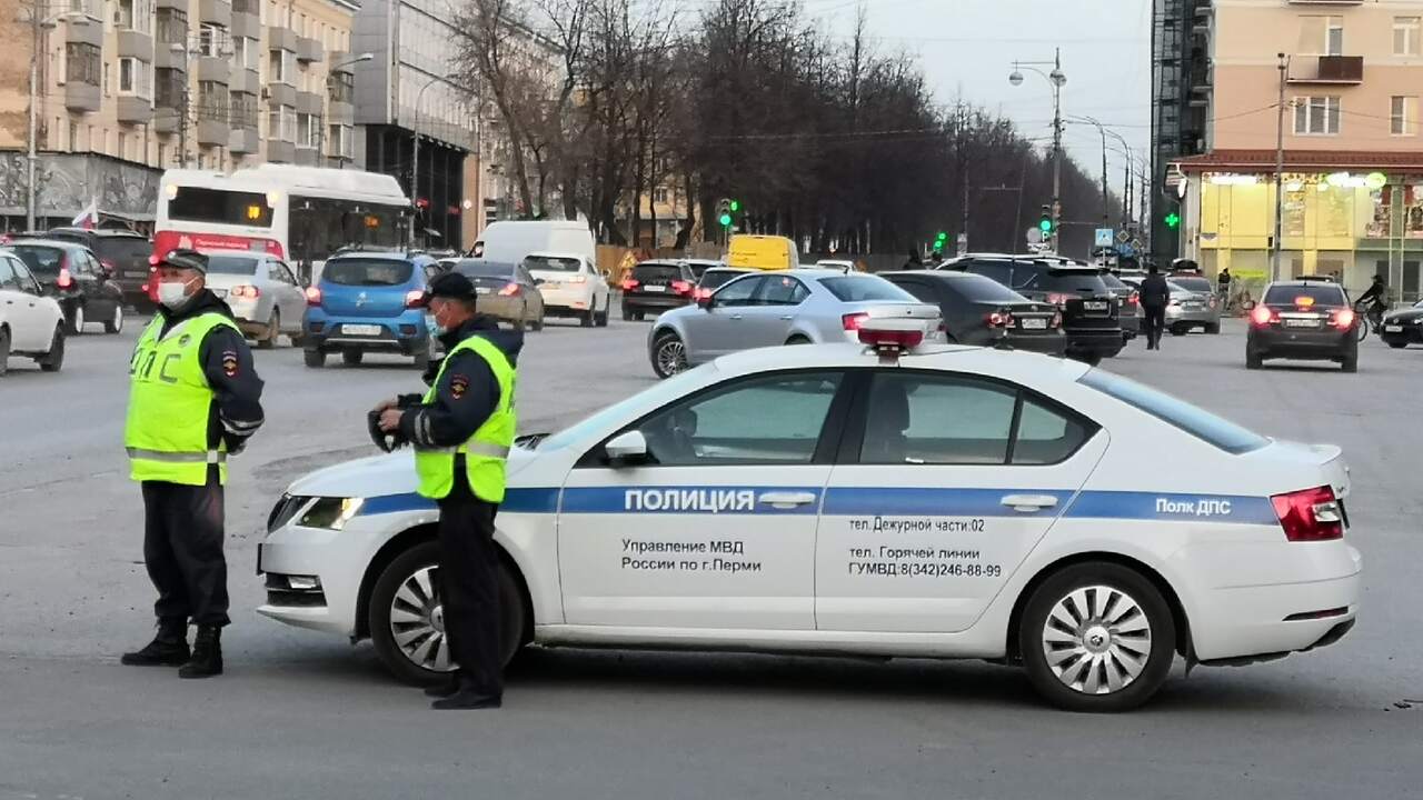 Можно ли ездить за рулем, если забыл документы: инспектор ДПС разъяснили россиянам, что делать в такой ситуации Ситуация, знакомая многим: инспектор останавлив...