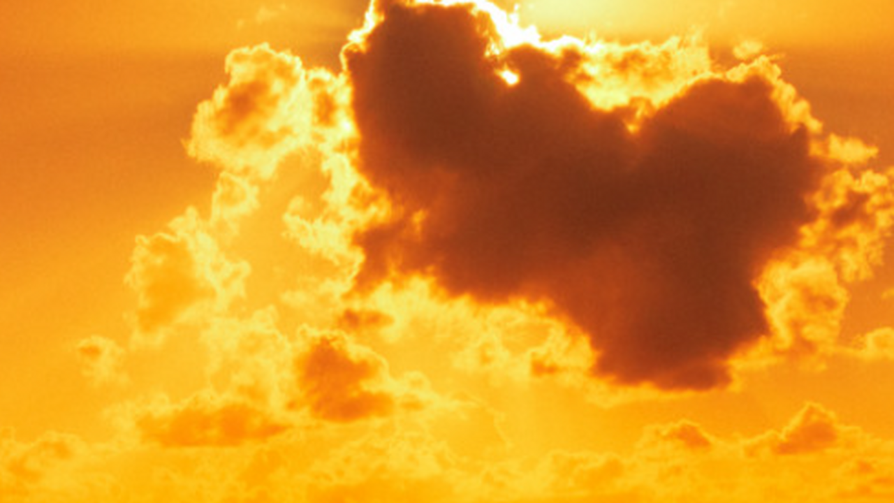 По расчётам исследователей, мощное облако солне...