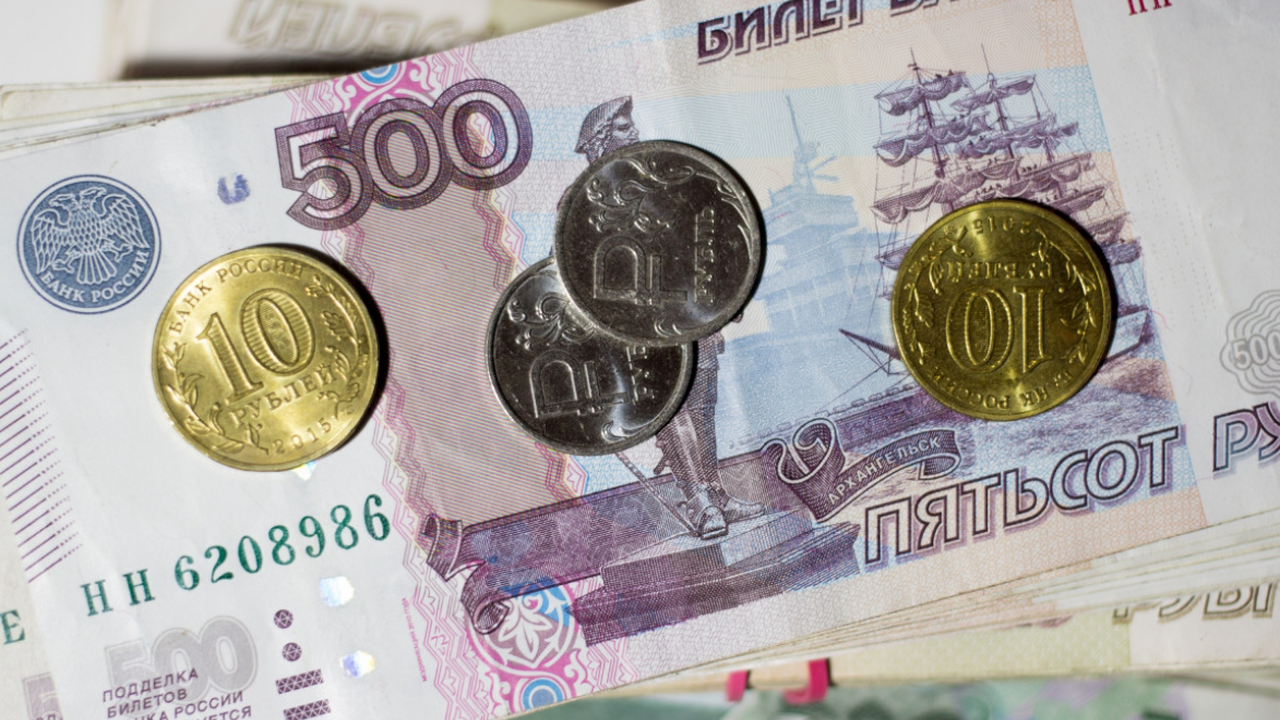 Названы льготы, которые положены вам по закону, но многие не догадываются о них: советы от юриста, к которым стоит прислушаться Экономисты предупреждают пенсионеров о выплатах...