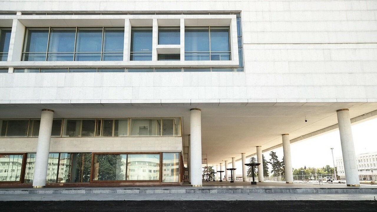 В Ульяновске идет масштабное преображение ленинского мемориала Губернатор Ульяновской области Алексей Русских ...
