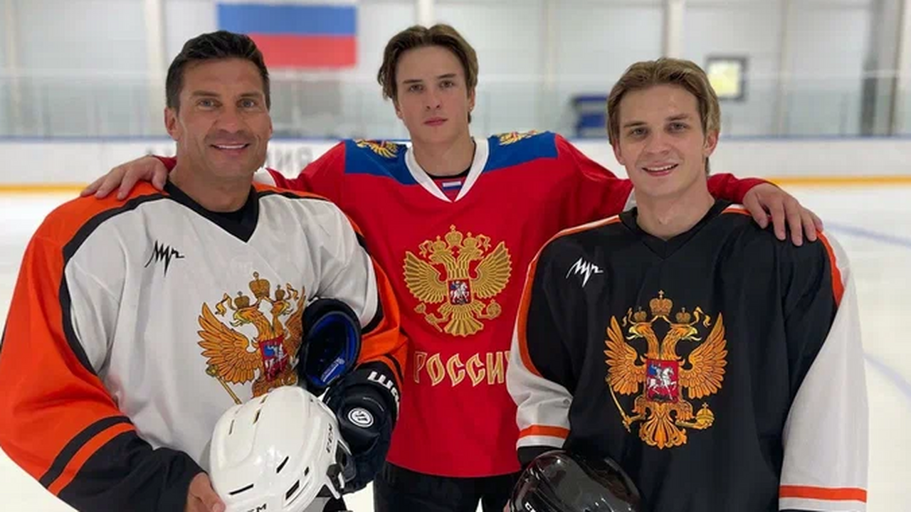 На телеканале ТНТ вышел десятый выпуск третьего...