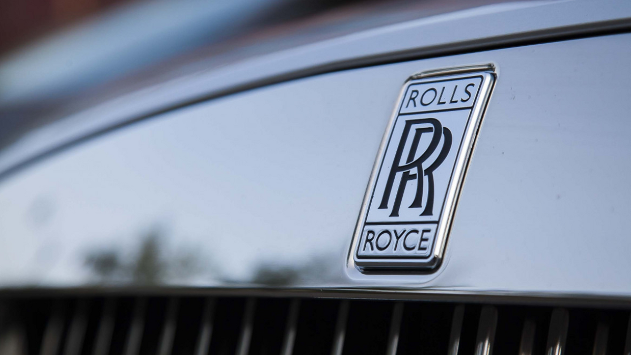 В 2025 году жители России приобрели 2,7 тысячи ...