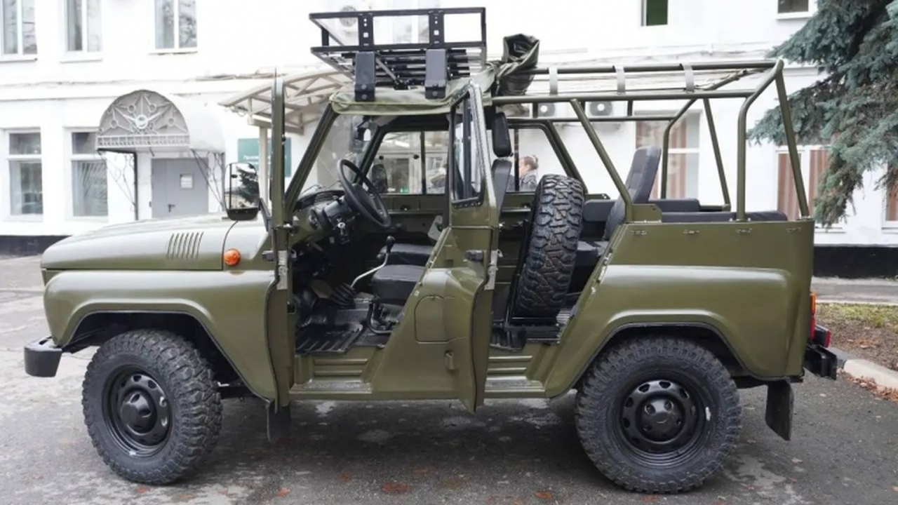 Ульяновский автозавод совместно с Народным фрон...