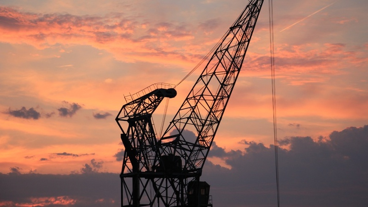 Бастрыкин взял на контроль дело о невыплате зарплат строителям в Димитровграде В Димитровграде назревает серьёзный конфликт, с...