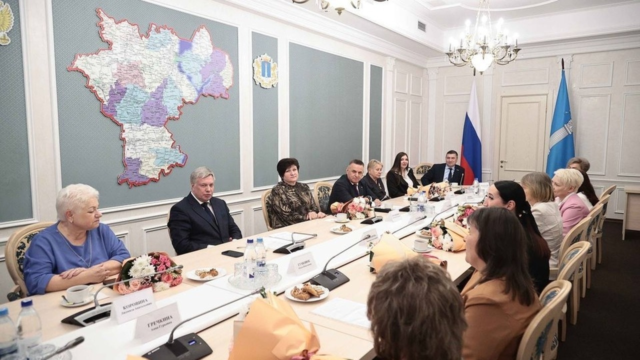 Губернатор Ульяновской области Алексей Русских ...