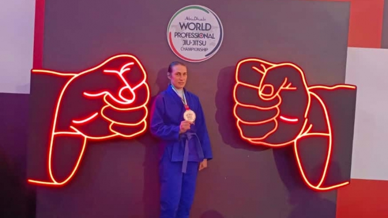 Ульяновская спортсменка — серебряный призер ЧМ по джиу-джитсу В Абу-Даби завершился 17-й Чемпионат мира по бр...