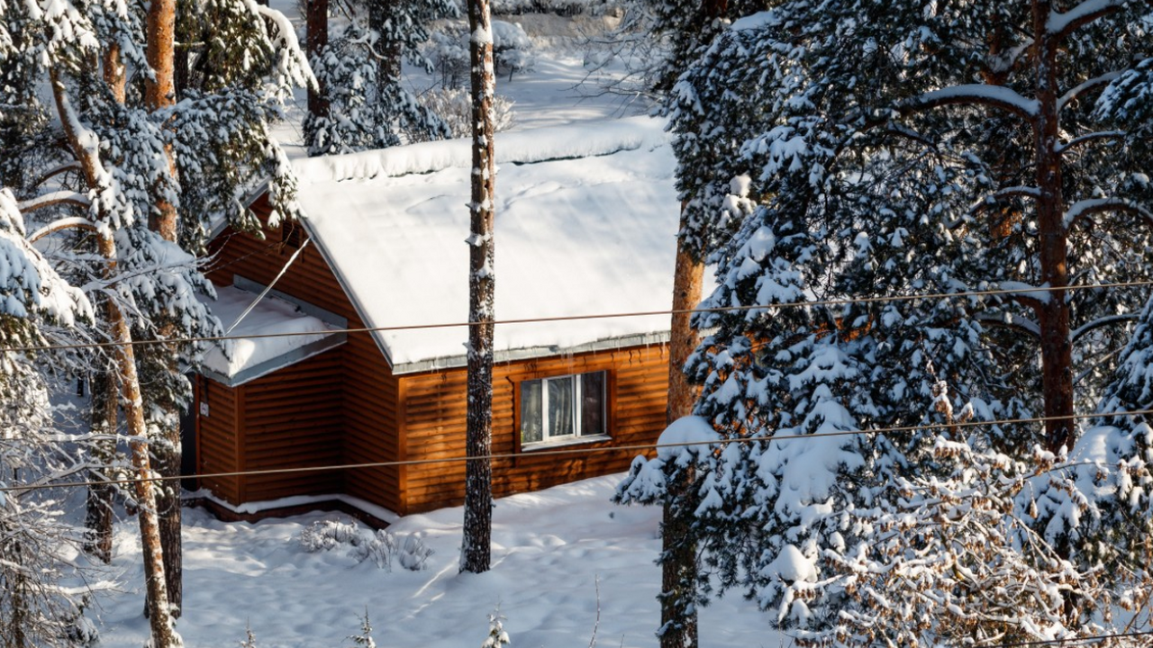 Переехал жить в загородный дом и пожалел спустя месяц: то, о чем стоило подумать заранее Владельцы домов жалуются на счета за отопление ...