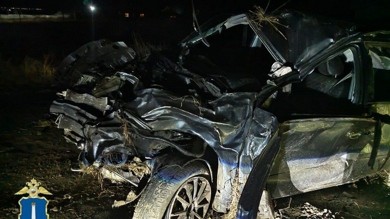 Авария под Ульяновском: "Гранта" слетела с дороги, двое в больнице Вечером в понедельник, 18 октября, на трассе не...