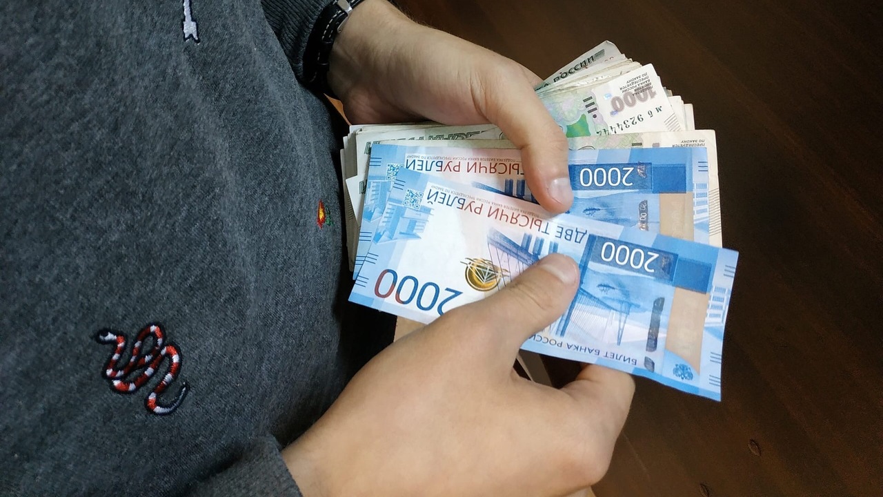 Новая прибавка в 2026 году: пенсионеров с большим стажем ждет доплата 10 000 рублей от государства В России предлагают дополнительно поддержать пе...