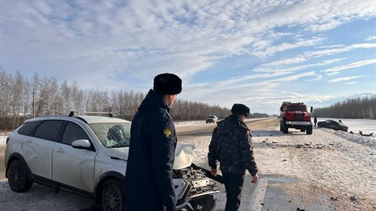 В Ульяновской области в столкновении 3 машин по...