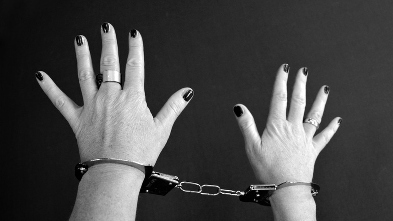 Прокуратура возбудила дело против 49-летней учр...