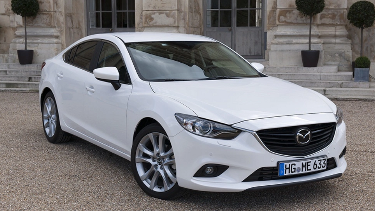 На рынке подержанных автомобилей в Московской о...