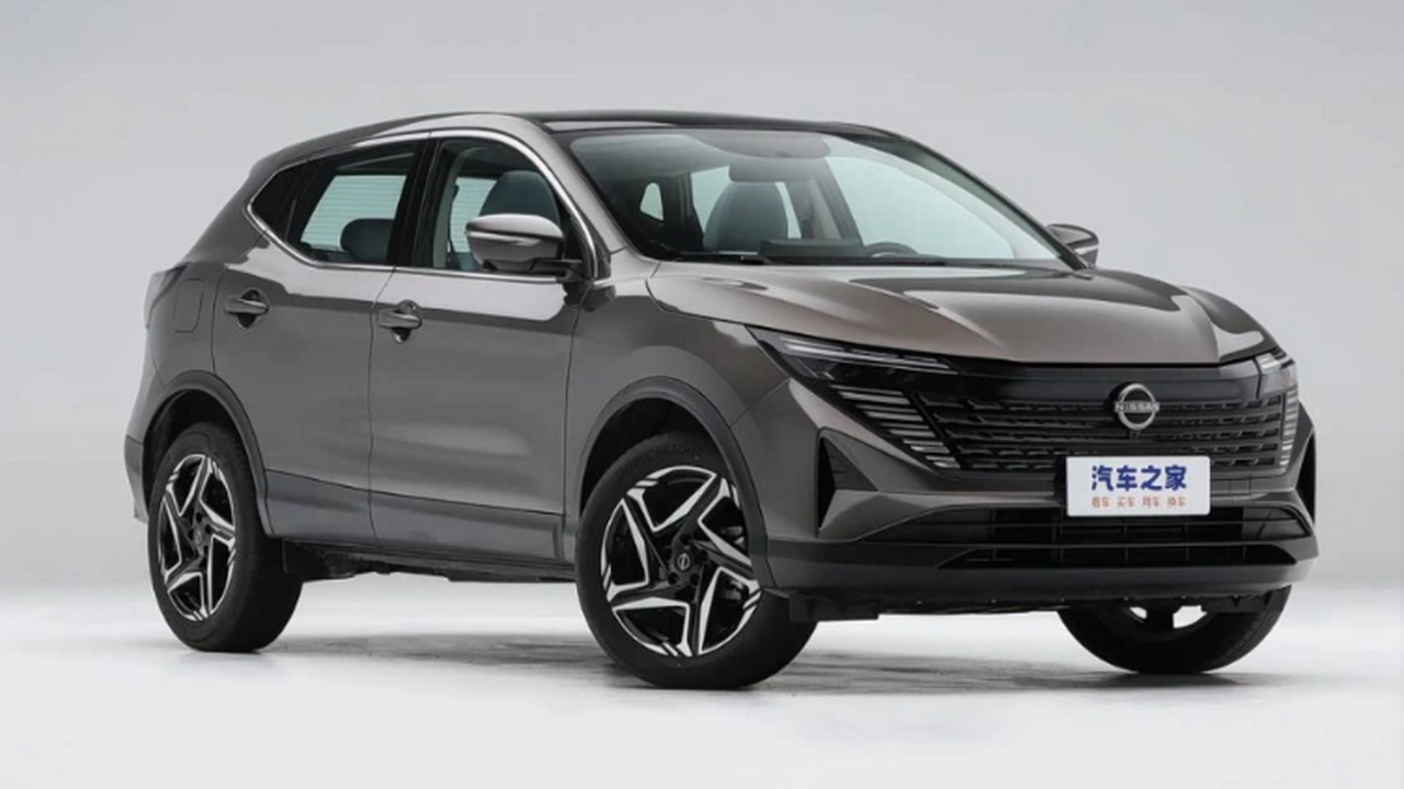 В Россию начали активно поставлять кроссоверы N...