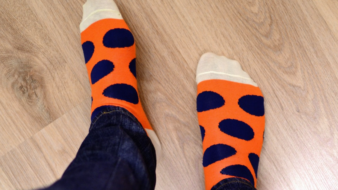 Старый носок на батарее — не шутка, а лайфхак, о котором молчат даже клинеры С приходом отопительного сезона батареи начинаю...