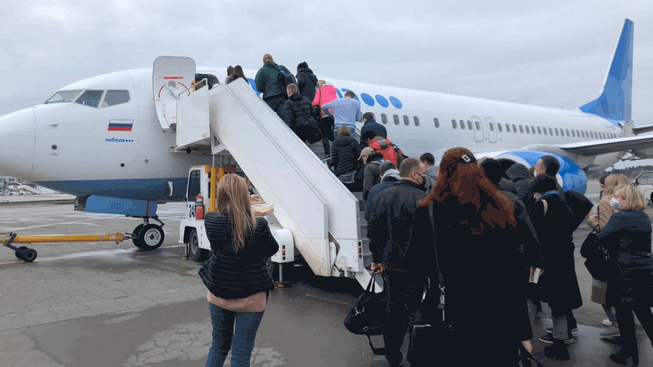 В аэропорту Ульяновск введены временные огранич...