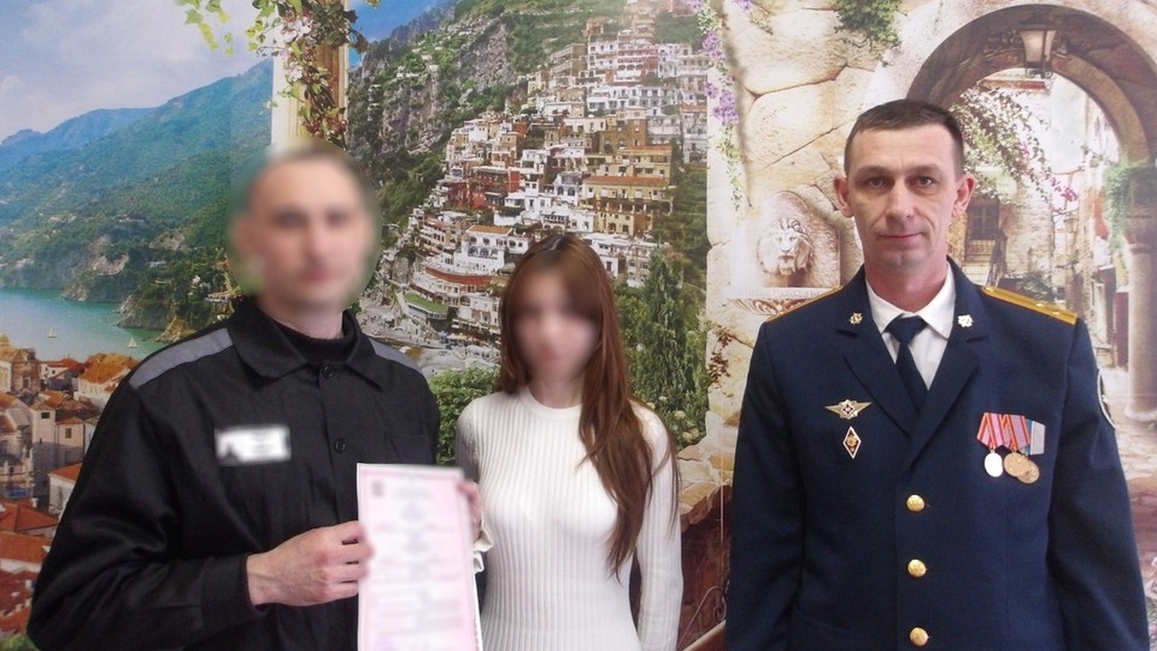 В Димитровград в Исправительная колония № 3 УФС...