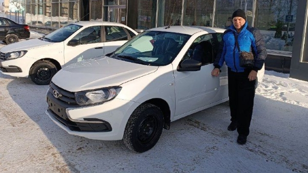 Пострадавшим на производстве Ульяновска выдали семь новых машин Семь жителей Ульяновской области, пострадавших ...