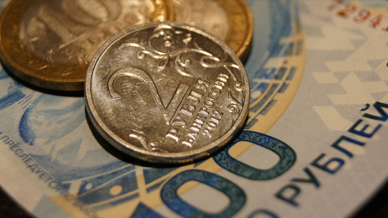 Среди победителей государственных лотерей в Рос...