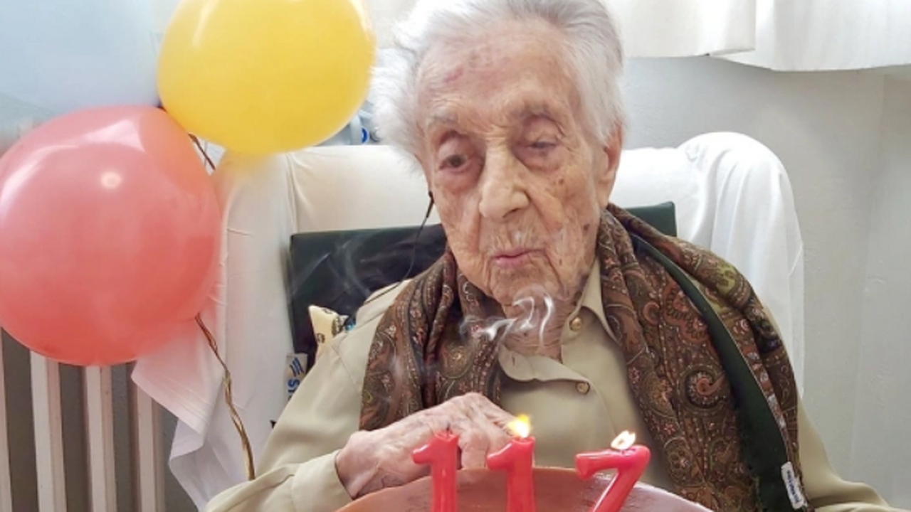 Ученый Болков раскрыл секрет 117-летней долгожительницы У прожившей 117 лет Марии Браньяс Мореры были р...