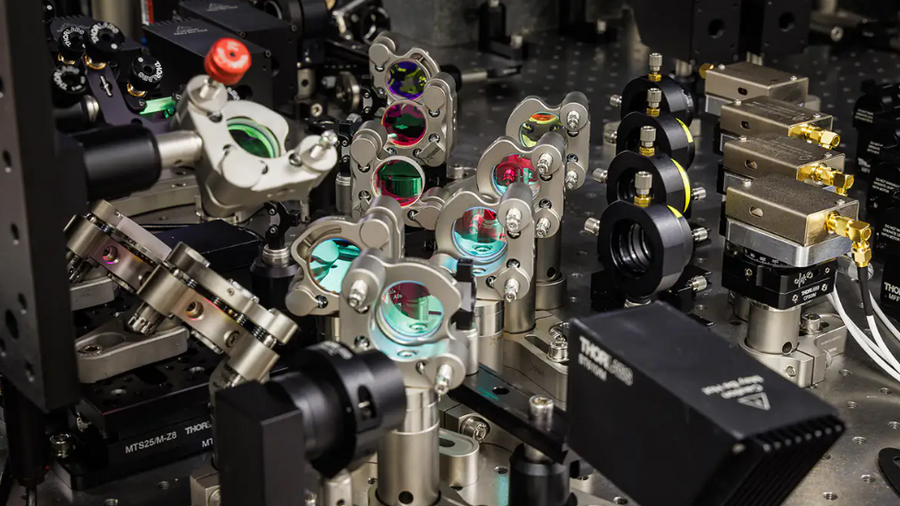 Microsoft разработала технологию Silica для дол...