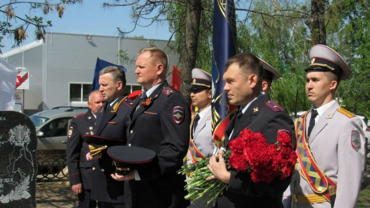 В Ишеевке открыли мемориал павшим сотрудникам МВД ко Дню Победы В рабочем поселке Ишеевка 5 мая состоялось торж...