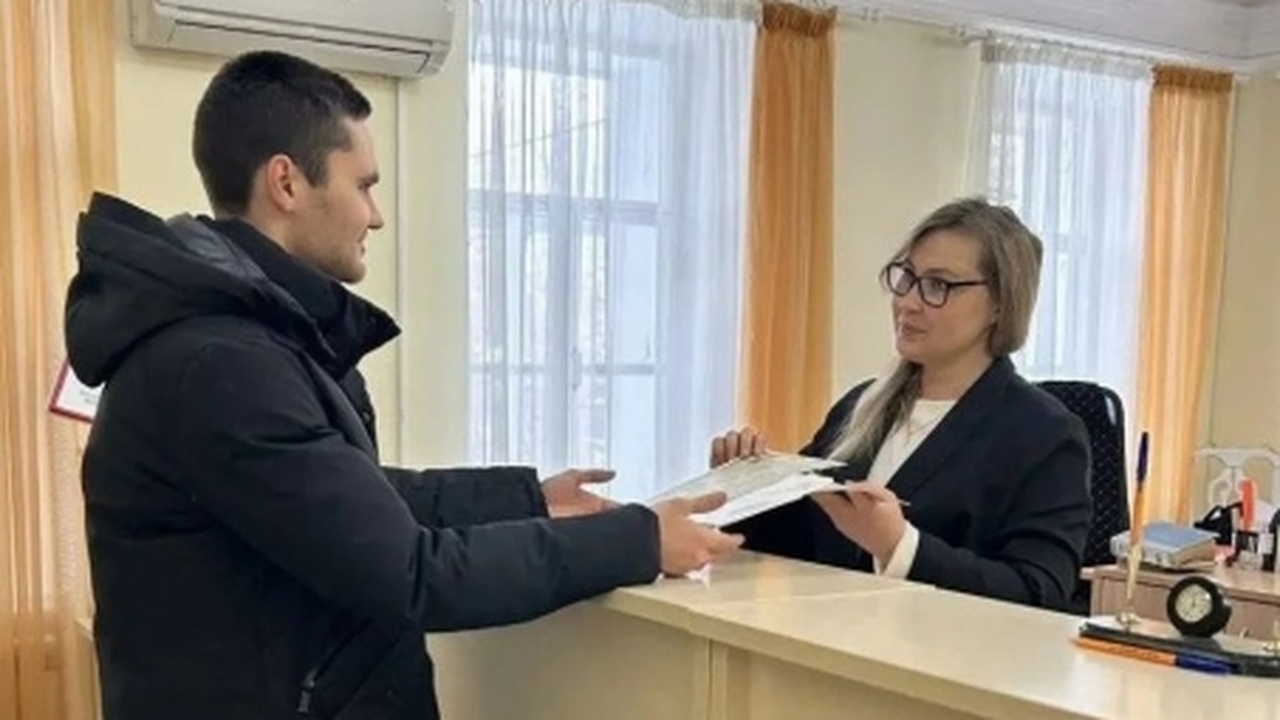 В ЗАГСе Ульяновска зарегистрировали малыша с необычным именем В Ленинском отделе ЗАГС Ульяновска зарегистриро...