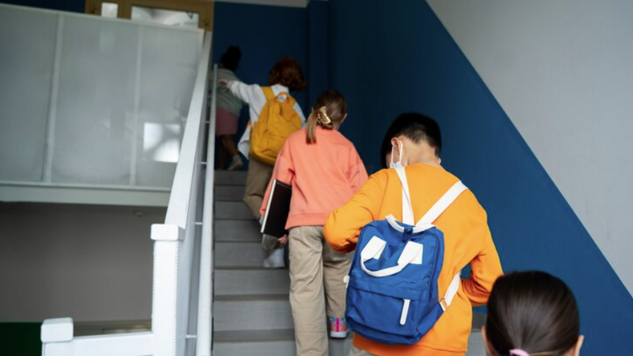 В четверг, 5 марта, в средней общеобразовательн...