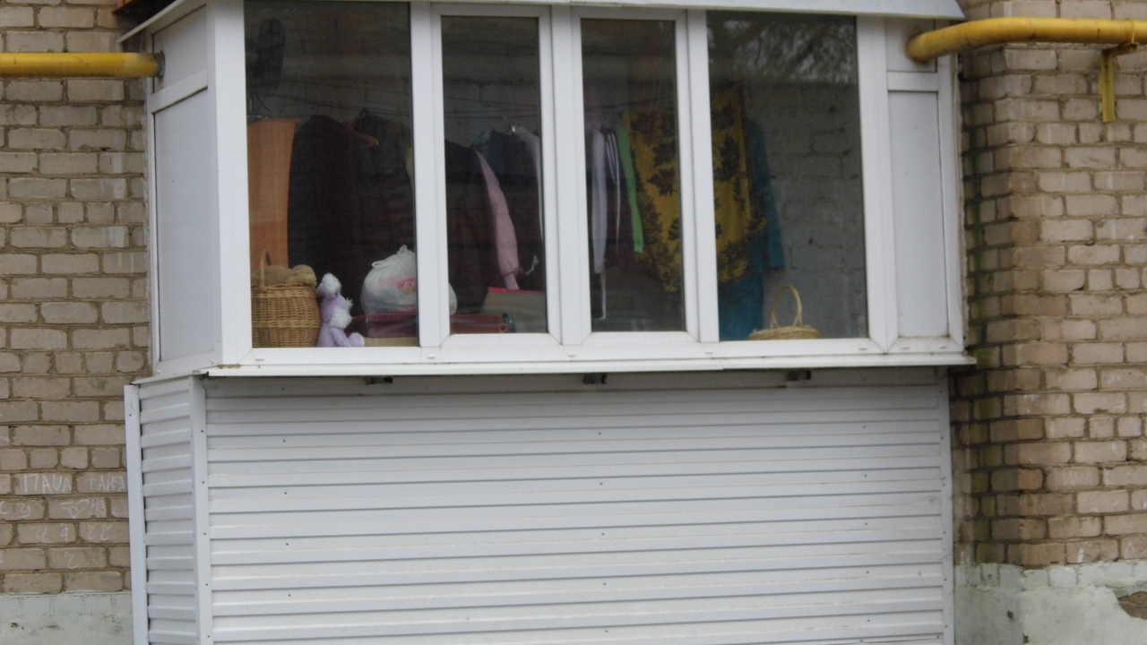 За хранение этой вещи на балконе могут оштрафовать на 50 000 рублей: россияне в шоке - это же их личное пространство Эксперт в сфере жилищно-коммунального хозяйства...