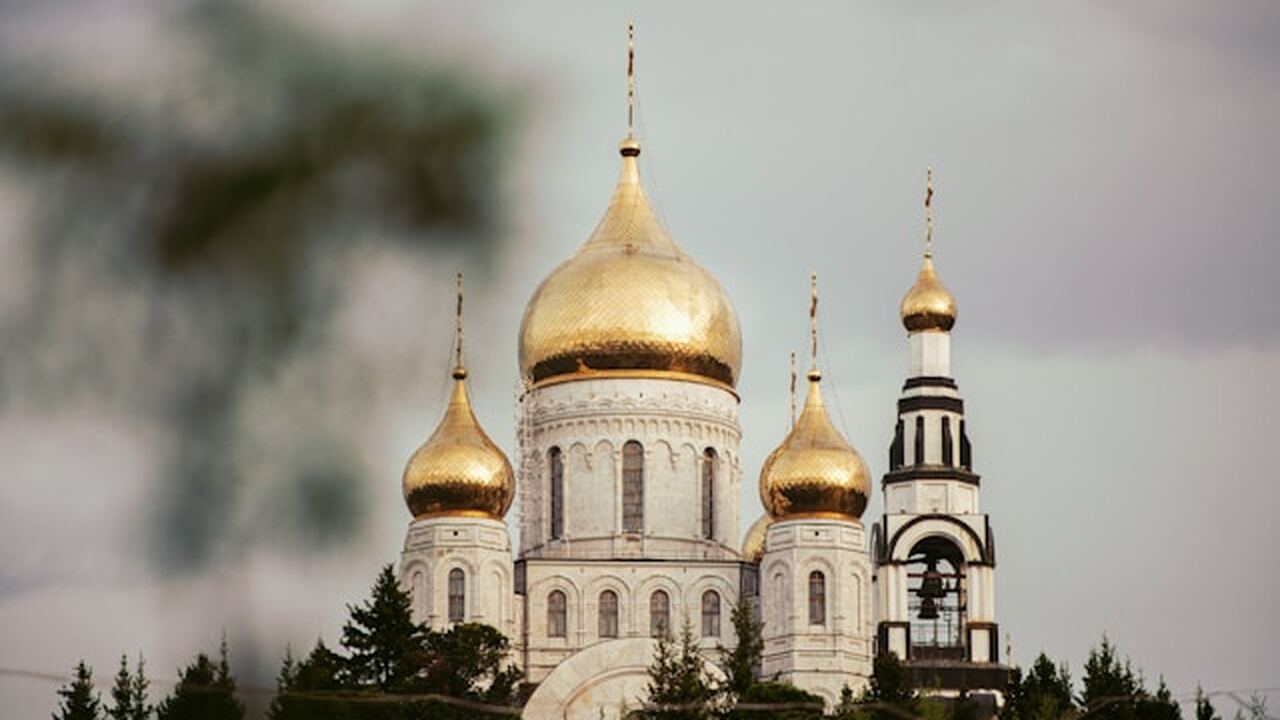 Названа дата празднования Троицы в 2026 году Православная Троица в 2026 году будет отмечатьс...