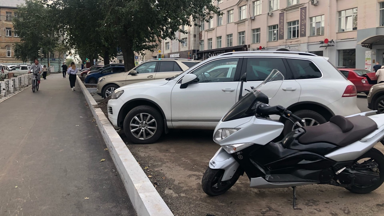 С 1 июня вводятся новые штрафы: за что будут наказывать водителей этим летом С начала лета в России вступают в силу новые пр...