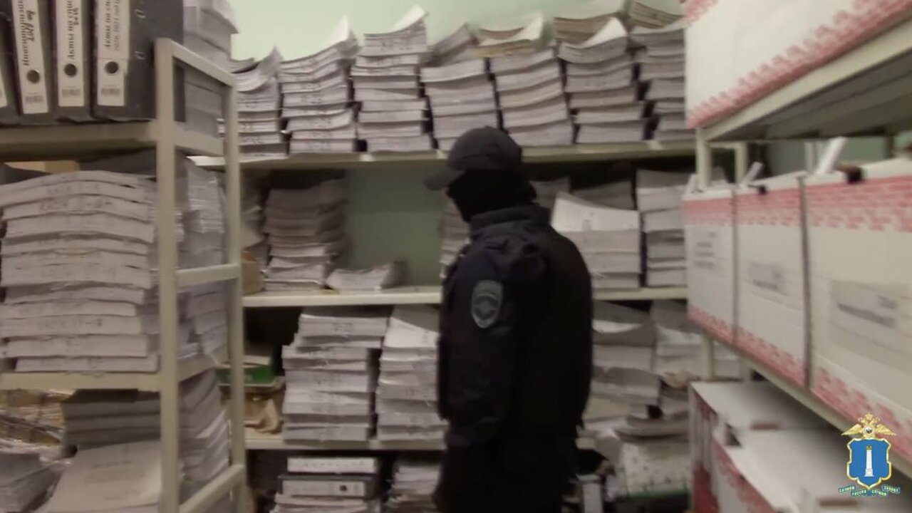 В Ульяновске задержана заведующая складом за получение взятки В Ульяновске бывшую заведующую складом сельскох...