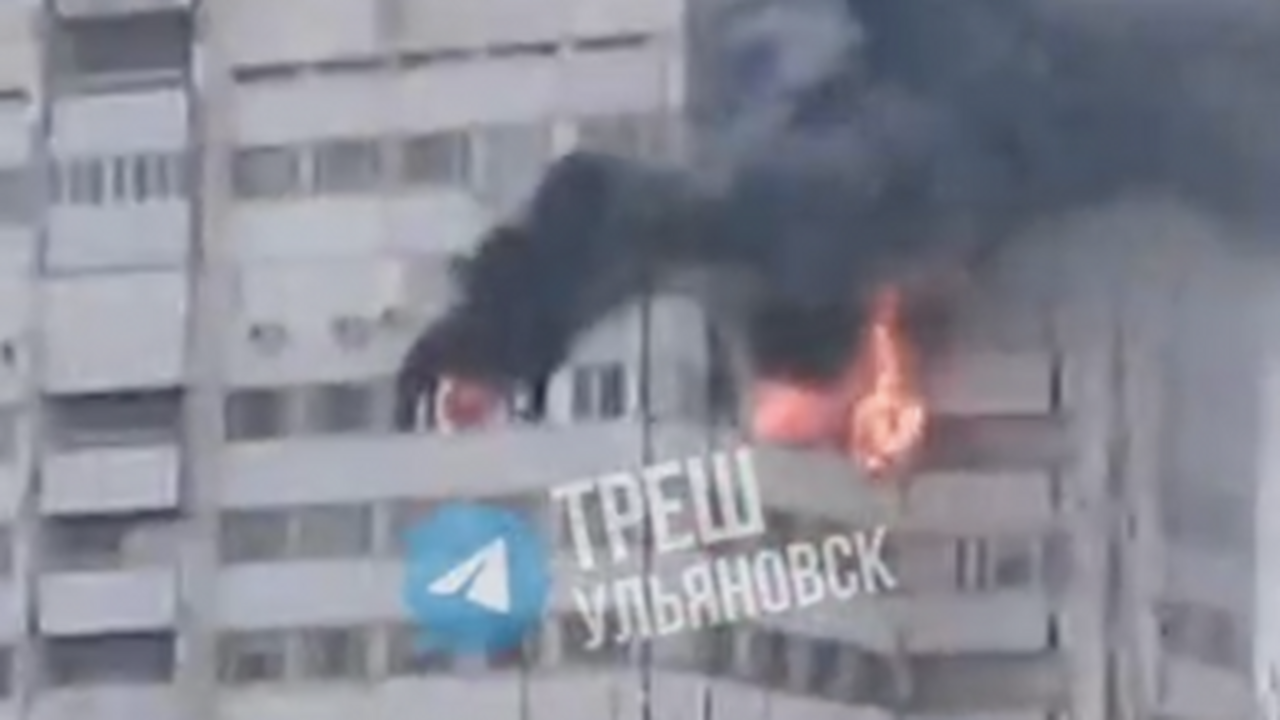 Инцидент на «Авиастаре»: в административном здании возникло возгорание В социальных сетях появилась информация о пожар...