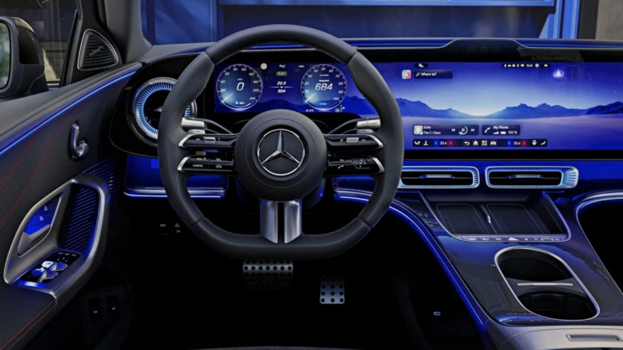 Mercedes-Benz раскрыл детали интерьера нового C...