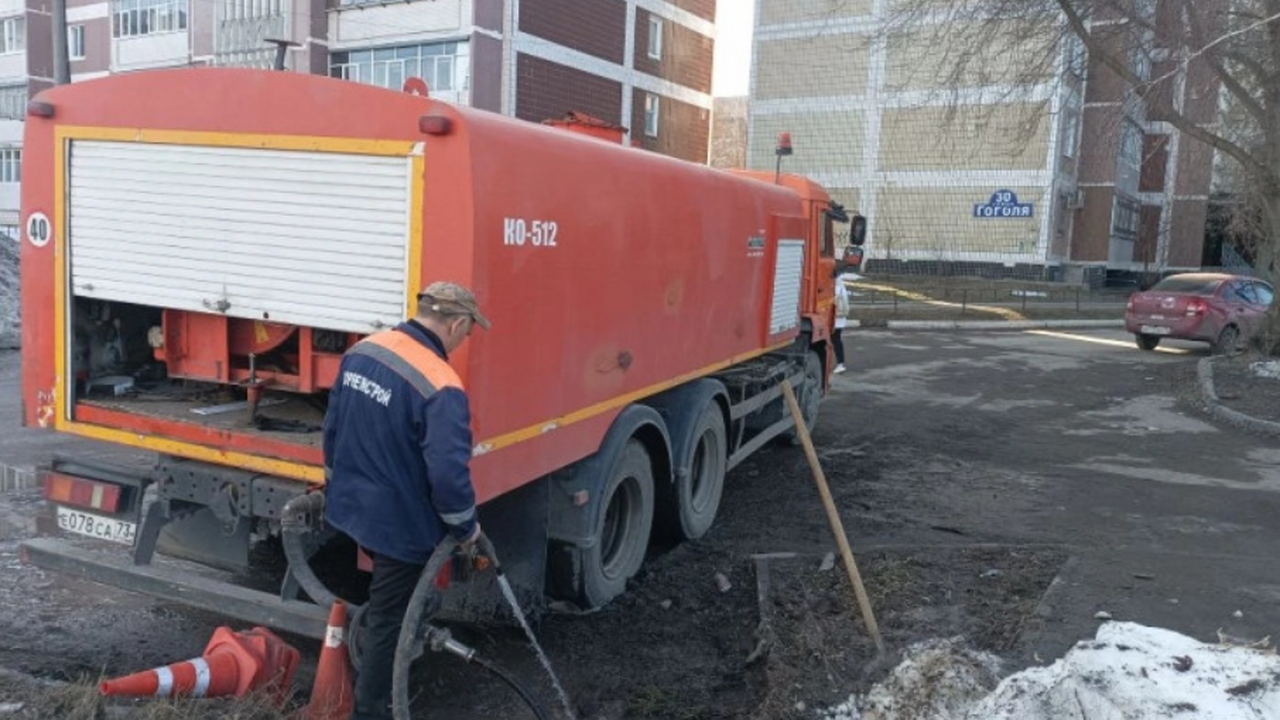 Из-за дождливой погоды в Ульяновске усилили раб...