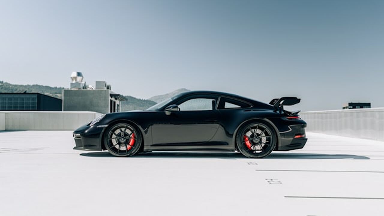 В автомобильной отрасли обсуждается возможность...