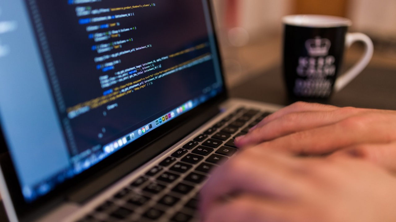 Покупателей предупредили о поддельных сайтах Wildberries и Ozon перед сезоном распродаж Эксперты по кибербезопасности сообщили о новой ...