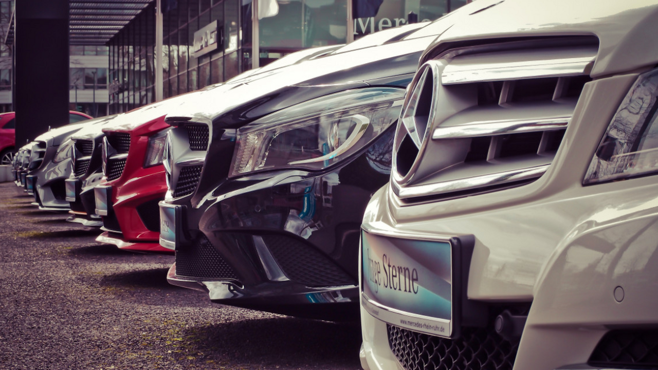 За неделю продажи легковых авто в РФ выросли только на 4% После стремительного роста начала года российск...