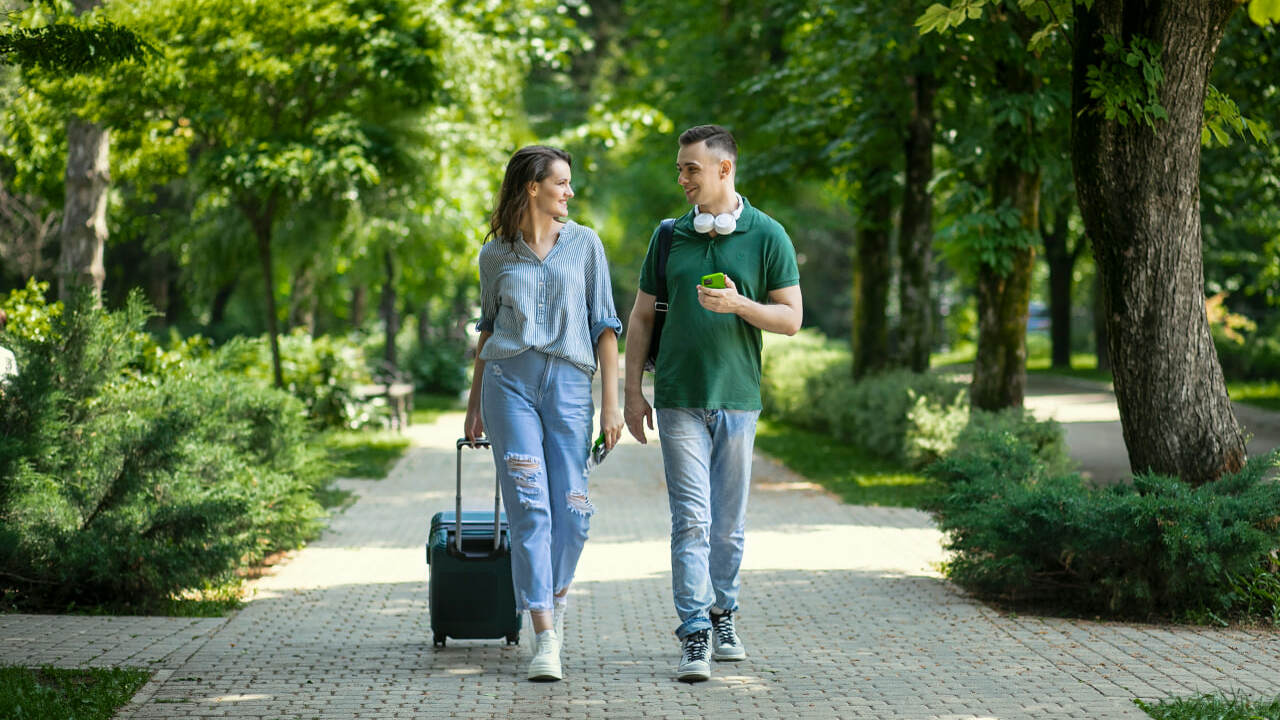 Почему два внешне одинаковых пауэрбанка могут в...