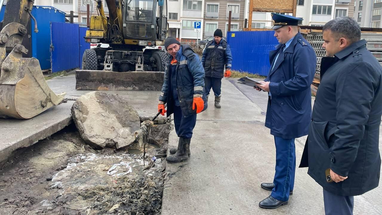 Прокуратура в Ульяновске начала проверку после коммунальной аварии на Юго-Западной улице Прокуратура Засвияжского района Ульяновска иниц...