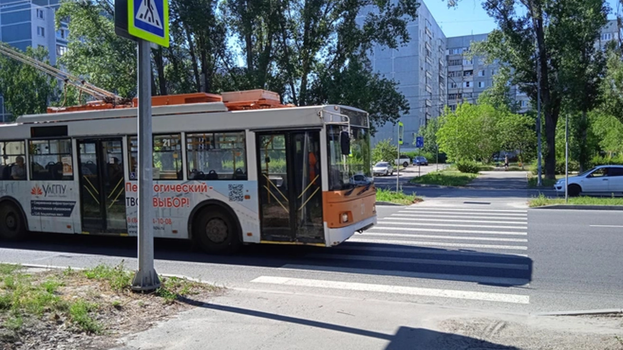 Новый троллейбус-автономник проходит испытания в Ульяновске Ульяновск тестирует инновационный троллейбус, с...