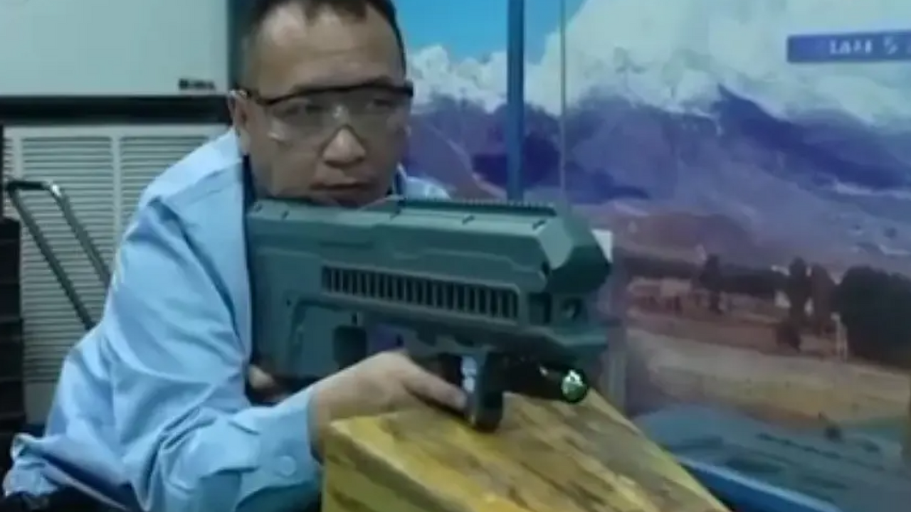 Китайские инженеры представили компактный элект...