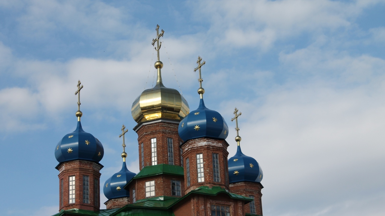 Священник ответил, могут ли верующие верить в инопланетян Вопрос о существовании разумной жизни во Вселен...